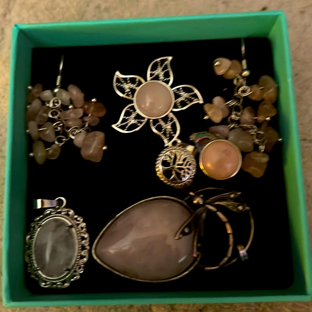 Rosé crystal set.
